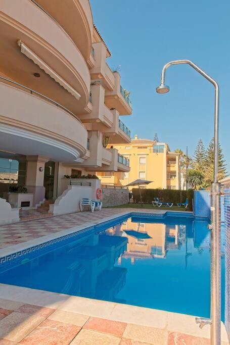 Noray Playa Seafront, San Pedro De Alcantara Apartment
