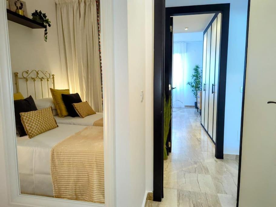Noray Playa Seafront, San Pedro De Alcantara Apartment Marbella