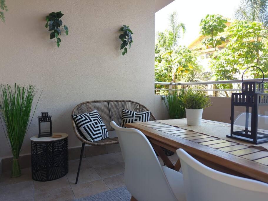 Noray Playa Seafront, San Pedro De Alcantara Apartment Marbella
