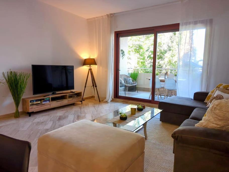 Noray Playa Seafront, San Pedro De Alcantara Apartment *